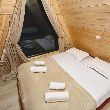 Guest House In Zhabeshi Lali Bagian luar foto