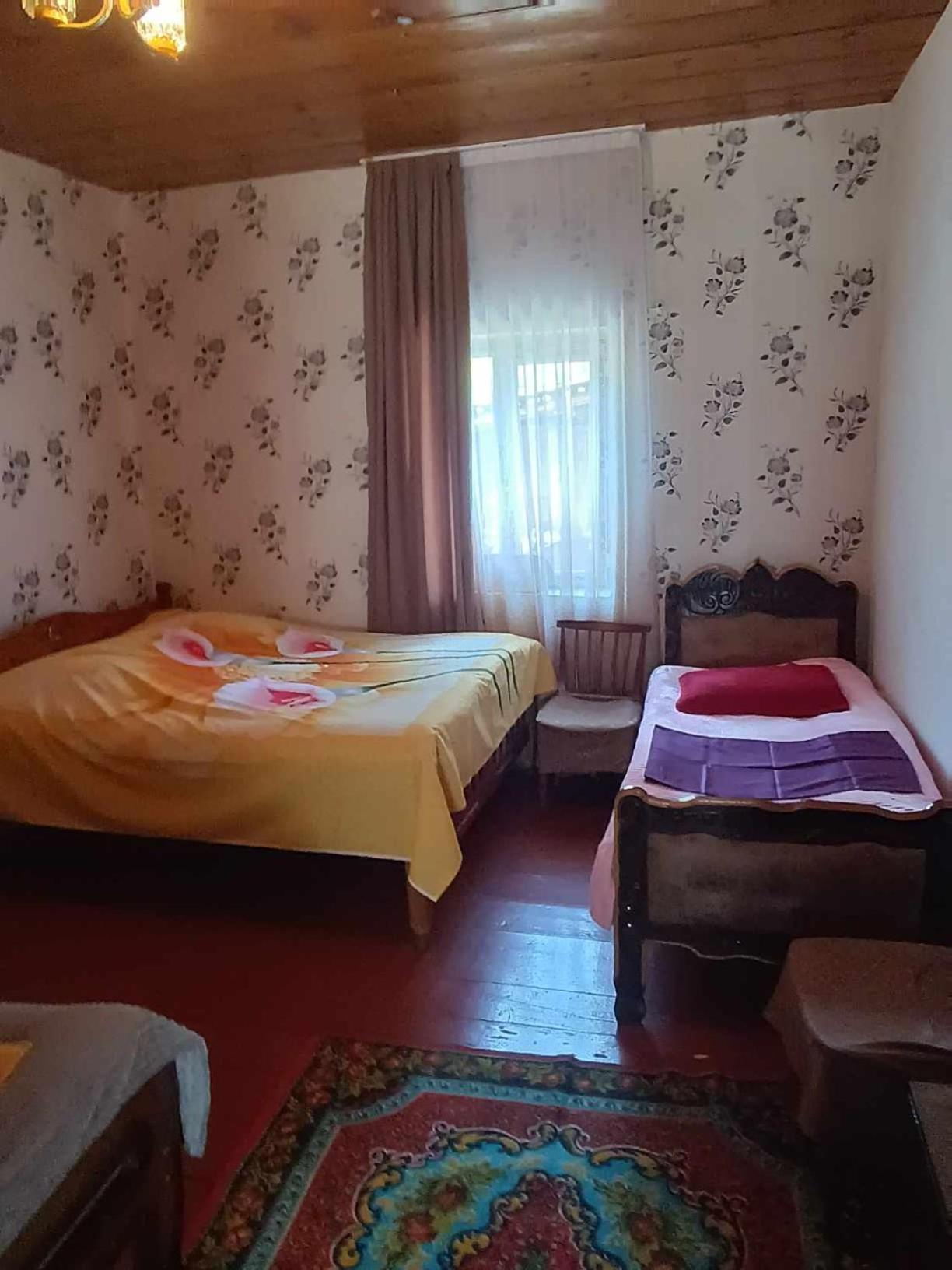 Guest House In Zhabeshi Lali Bagian luar foto