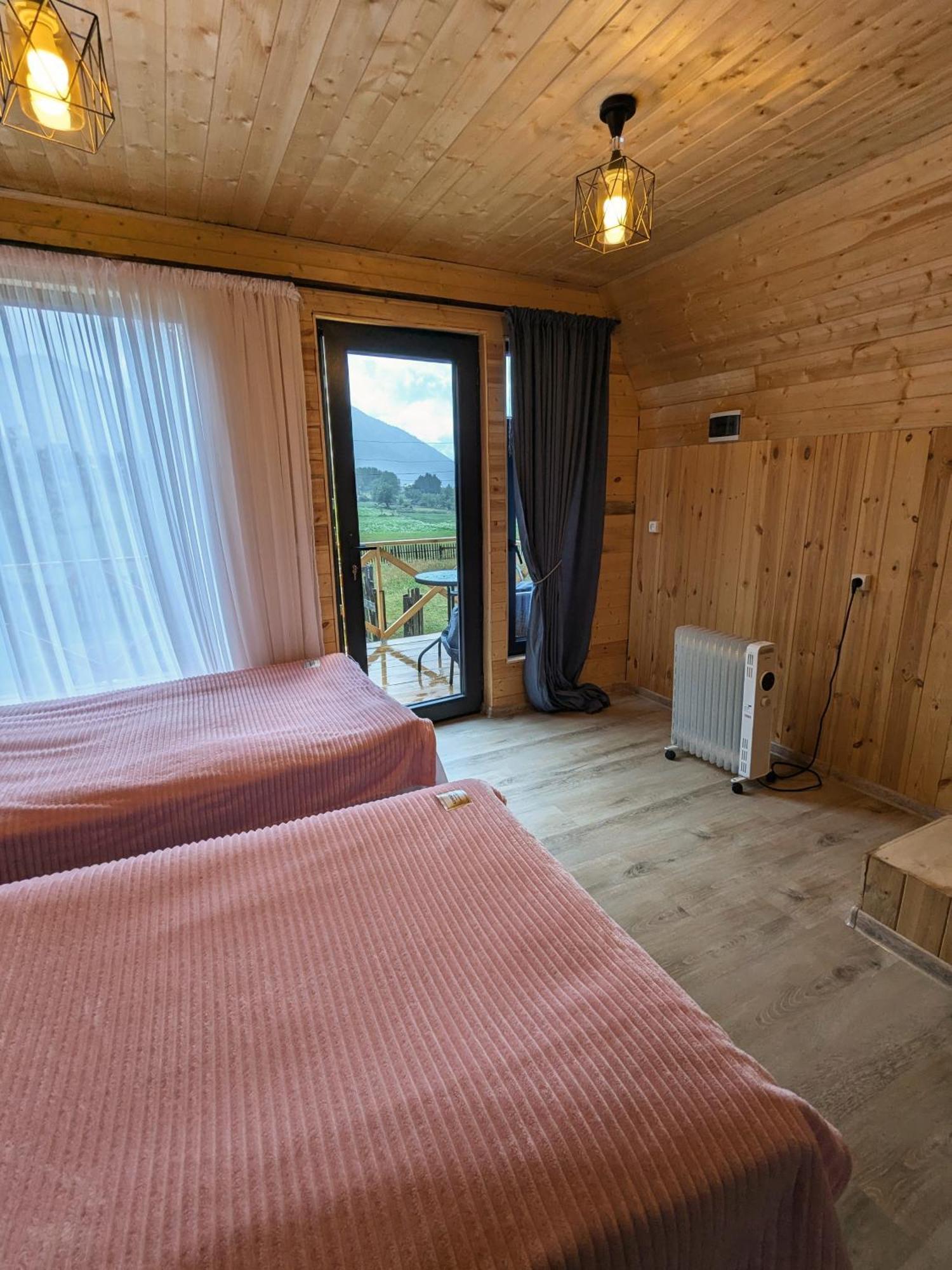 Guest House In Zhabeshi Lali Bagian luar foto